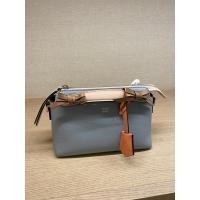 ราคา [CO220402775] Fendi / By The Way (16543959705)