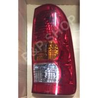 ราคา ไฟท้าย เสื้อไฟท้าย TOYOTA VIGO 2005-2010 แท้ห้าง (เฉพาะเสื้อไฟไม่มีขั้ว) (4638694229)
