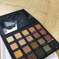 ราคา Violet voss larlarlee palette like new (60429416)