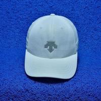 ราคา หมวกกีฬาปรับระดับสีขาว Descente (48103940603)