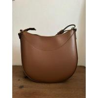 ราคา กระเป๋าสะพายข้างยี่ห้อ uniqlo สีน้ำตาล มือสอง (20596501102)