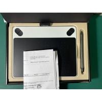 ราคา ส่งฟรี WACOM Intuos Draw White (CTL-490/W0-CX) แท็บเล็ตพร้อมเมาส์ปากกาสำหรับวาดภาพ (27602240369)
