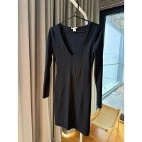ราคา dress เดรสรัดรูปคอวีสีดำแขนยาวผ้ายืดมีซับในจนถึงหน้าอก (28368463144)