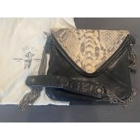 ราคา Boyy slash bag -medium size แท้ (8405245659)