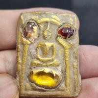 ราคา พระสมเด็จเนื้อชินทอง ติดเม็ดพระธาตุ กรุดอยไซ (43068050121)