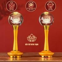 ราคา โคมไฟหมู่บูชาคริสตัลพร้อมสลักบัว 3 มิติพร้อมฐานโลหะผสม สูง16,22,25,30,35ซม. ราคา 1 คู่ (42805172687)