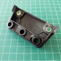ราคา แผ่นยึดถังน้ำมัน NB411 RBC411 เครื่องตัดหญ้า โรบิ้น Makita 411 (8550504971)