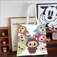 ราคา ถุงพลาสติกอเนกประสงค์ ถุงหิ้วใส labubu กระเป๋าผ้าใบกระเป๋าหิ้วรักษ์โลกลายลารูบูกระเป๋าใส่ของจุกจิกความจุสูงกระเป๋าสะพายไหล่พับได้กระเป๋าใส่ขนม (40629992064)