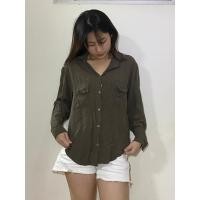 ราคา เสื้อเชิ้ตแขนยาว สีเขียวขี้ม้า มือสอง (29216540413)