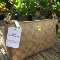 ราคา Coach กระเป๋าทรงพอช สีน้ำตาลขนาด 9 นิ้ว TOP HANDLE POUCH IN SIGNATURE COATED CANVAS (COACH F58321) (1694474285)