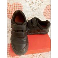 ราคา Preloved original รองเท้าเด็กแบรนด์ Clarks ไซส์ 29.5 & 31 (26815240943)