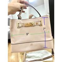 ราคา กระเป๋าสะพายLYNสีชมพูอ่อน (15185110336)