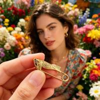 ราคา Vintage เข็มกลัดรูปปลาแฟชั่นตกแต่งเครื่องประดับ Lapel Pins สําหรับเสื้อผ้าชุดเสื้อกันหนาวผ้าคลุมไหล่ผ้าพันคอหมวกกระเป๋าเป้สะพายหลัง lambnph (45511847861)
