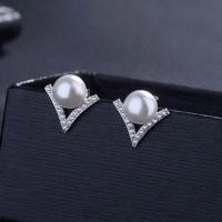 ราคา TANITTgems ต่างหูทองคำขาวรูปตัววีประดับไข่มุกแก้วญี่ปุ่น#1320 (453237383)