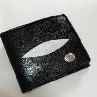 ราคา stingray bifold wallet pockey coin กระเป๋าหนังปลากระเบนสีดำช่องใส่เหรียญ (7669473491)