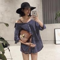 ราคา <ส่งฟรีลงทะเบียน> พร้อมส่ง! เสื้อเชิ้ตเปิดไหล่ สายเดี่ยว ลายทาง มี 2 สี (297683225)