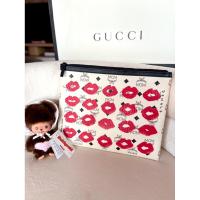 ราคา MCM Limited Red Lips Clutch (41402360467)
