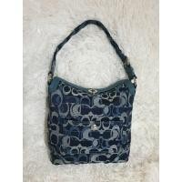 ราคา กระเป๋าCoachมือสองของแท้ สีน้ำ้เงิน ลายCใช้เองตำหนิน้อยมาก (26219836811)