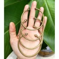 ราคา ข้อมือทองเหลือง​ หัวบัว(งานเก่า)​ (21582691178)