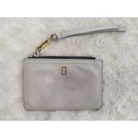 ราคา กระเป๋าใส่เหรียญหนังแท้สีครีม marc jacobs (29876435481)