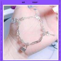ราคา FLORA V0507 - สร้อยข้อมือสีเงินรูปเหมือนกุญแจและล็อคความรักสําหรับผู้หญิง (54561634843)