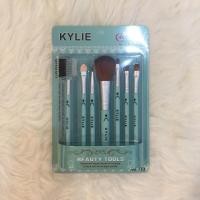 ราคา KYLIE MAKEUP BRUSH SET จํานวน 7 ชิ้น (8530505257)