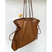 ราคา พร้อมจัดส่ง Cara กระเป๋าสะพายไหล่ หนัง pu (29571454114)