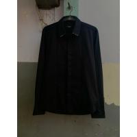 ราคา KEMEJA เสื้อเชิ้ตผู้ชาย Givenchy สีดําล้วน แขนยาว preloved (54253882209)