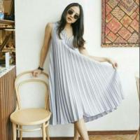 ราคา เดรสยาวอัดพรีส (1352451488)