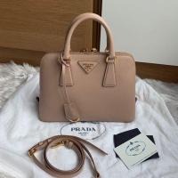 ราคา Like new Prada alma 25 ปี13 in cammeo สีนี้หายากค่า สวยมาก สภาพงาม ขอบมุมไม่ถลอก ภายในสะอาด อะไหล่ยังทอง (2903543030)