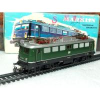 ราคา โมเดลรถไฟ หัวรถจักร เยอรมัน HO scale * มือสอง * Marklin DB BR E40 Germany Model train HO gauge ราคา ok - เป็นโมเดลสเกลย (40480820687)