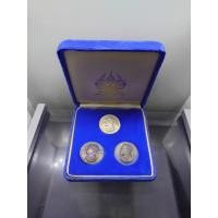 ราคา เหรียญที่ระลึก คุ้มเกล้า ชุด 3 เหรียญ เนื้อเงิน 1 เนื้อนวะโลหะ 2 ปี2522 พร้อมกล่องเดิม หายาก สภาพสวย (16097616674)