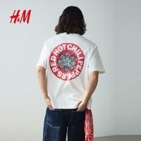 ราคา เสื้อยืดผู้ชาย H&amp;M ทำจากผ้าฝ้ายแท้ ออกแบบสบาย ๆ คอเต่าเปิดโล่ง แขนสั้น หมายเลข:item 0972640 (49157469202)