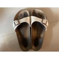 ราคา Birkenstock สีGraceful pearl white ไซส์38 มือสองของแท้100% (53000127231)