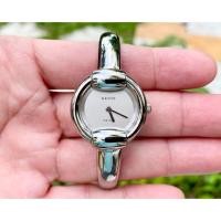 ราคา นาฬิกาGucci 1400L Bangle Watch (swiss made) (45604847627)
