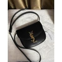 ราคา YSL Kaia mini top mirror (8203255713)
