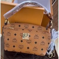 ราคา ❤️‍Sale❤️‍กระเป๋า mcm ทรงถือ3ซิป สีน้ำตาล พร้อมกล่อง งานhiend (11017934462)