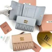 ราคา กระเป๋าสตางค์ MIU MIU รุ่น 5ML002 2FPP folding wallet ของแท้ 100% (41614339287)
