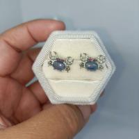 ราคา ต่างหูประดับไพลินเผาใหม่หลังเบี้ยสีสว่าง นน.0.95cts.ก้านปักเงินs925 (51100058372)