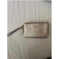 ราคา Coach Double Corner Zip Wristlet (17595268224)