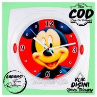 ราคา MICKEY MOUSE HELLO KITTY CHARACTER WALL CLOCK INCLUDE COMPLETE PACKING & GUARANTE ฟรี RETURN 6565 (42205764340)