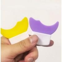 ราคา แผ่นซิลิโคนช่วยในการแต่งหน้าแบบคละสีแผ่นกั้นอายไลเนอร์ 3In1 สินค้าพร้อมส่งจากไทยจ้า (24510259290)