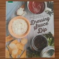 ราคา (มือสอง) หนังสือ Dressing Sauce Dip ตำราอาหาร สอนทำ วิธีทำ สูตรการทำ คู่มือทำ น้ำสลัด ซอส ดิป สูตรน้ำสลัด น้ำจิ้ม เครื่อ (47410298518)