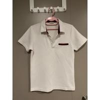 ราคา เสื้อโปโล สีขาว มีขอบกระเป๋าสีแดงเลือดหมู (22239933350)