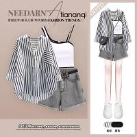 ราคา (ลูกค้าขายส่ง)สไตล์วันหยุดชุดเซ็ท3ชิ้นเสื้อลายทาง+เสื้อกั๊กเปิดไหล่+กางเกงขาสั้นยีนส์⭐แฟชั่นเกาหลี แฟชั่นผู้หญิง (26683497689)