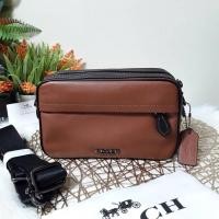 ราคา Coach F39946 Graham Crossbody กระเป๋าสะพายข้าง