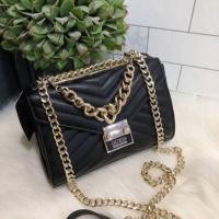 ราคา ♥️GUESS lynda mini chain Crossbody bagg ✨กระเป๋าสะพายข้างทรงน่ารัก (5633466016)