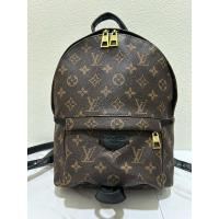 ราคา เป้ Louis Vitton หนังแท้ มือสอง ขนาดก้นกระเป๋า 8.5 นิ้ว สูง 11 นิ้ว (25959733759)
