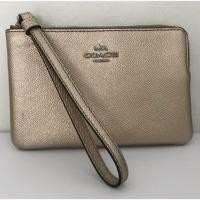 ราคา ✨ Coach คล้องมือ 1zipS สี platinum ✨ (5832905485)