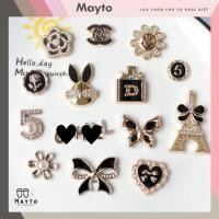 ราคา ชุดสติ๊กเกอร์ 15 ชิ้น เครื่องราง 3D พร้อมธีม Bunny Slay พลาสติกแข็งติดรองเท้าแตะ MayTo Crocodile JB-320 (43217595112)